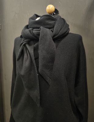 Louise trekantskjerf black/ Rève
